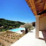 In Provence With Infinity Pool *