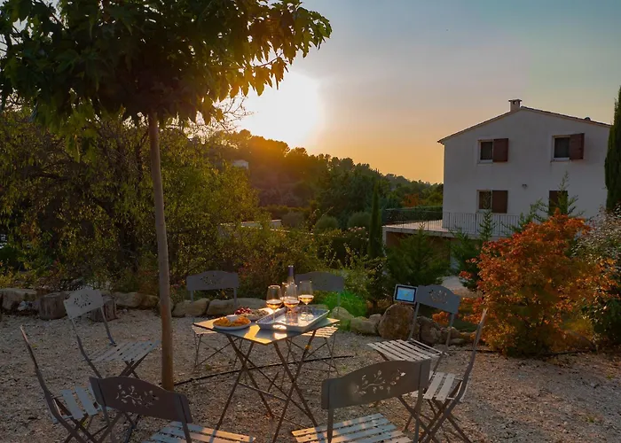 In Provence With Infinity Pool Villa *