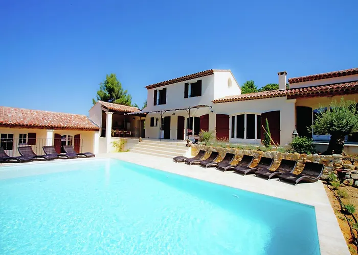 Villa In Provence With Infinity Pool *