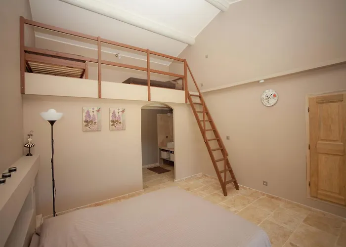 In Provence With Infinity Pool Villa Martres-Tolosane