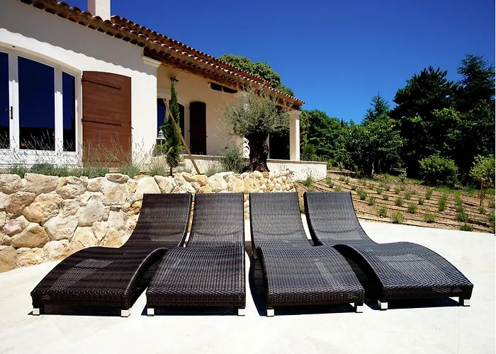 Villa In Provence With Infinity Pool *