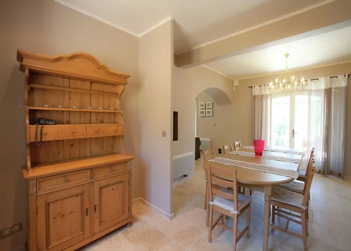 In Provence With Infinity Pool *